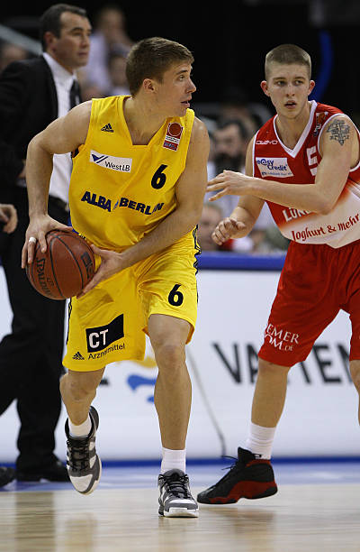 断对手进攻 断对手进攻