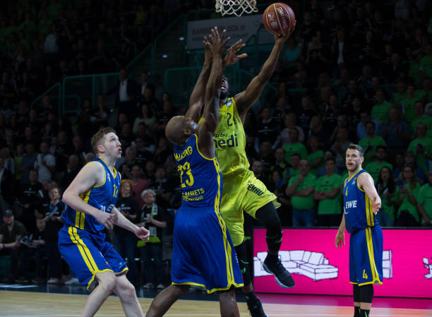 让无数球迷 让无数球迷