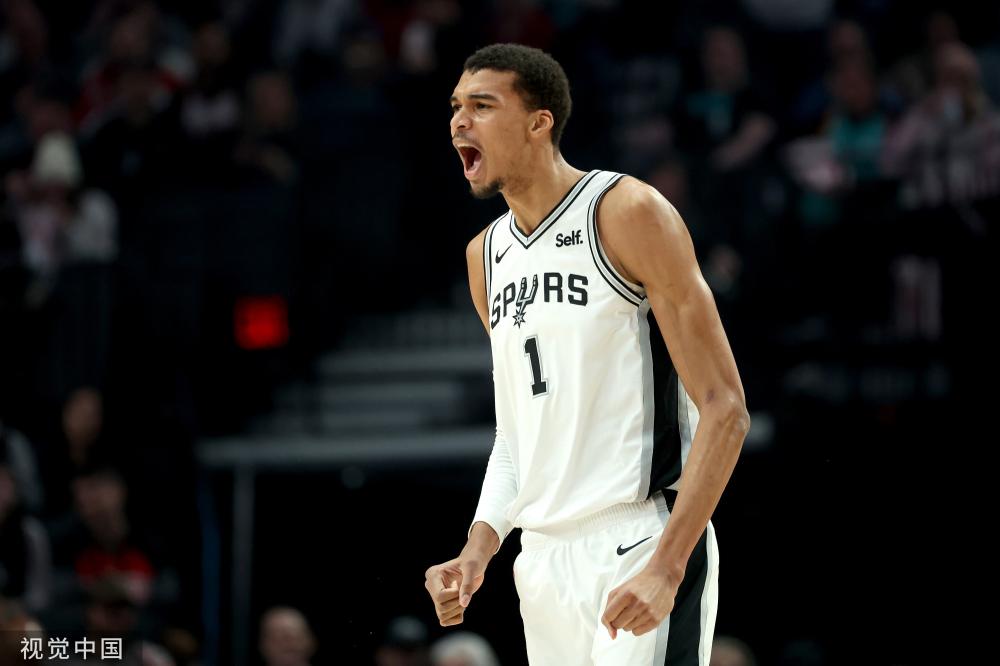 球员在聚光 球员在聚光